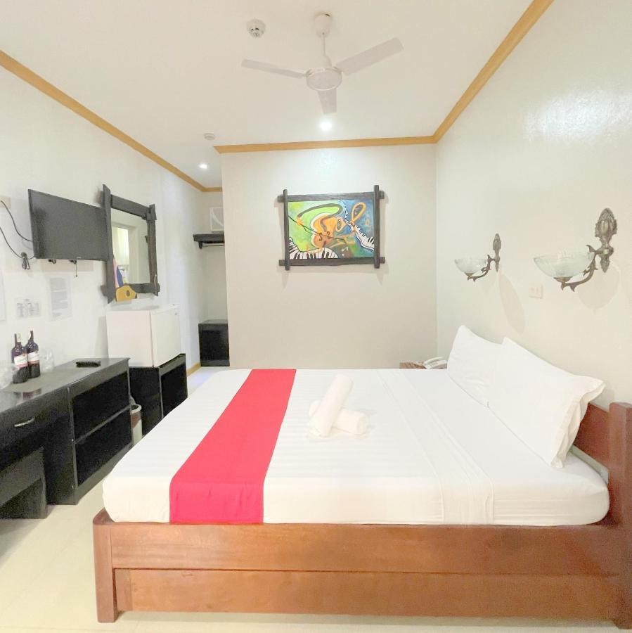 Reddoorz At New Casamila Hotel Palawan Puerto Princesa Exteriér fotografie
