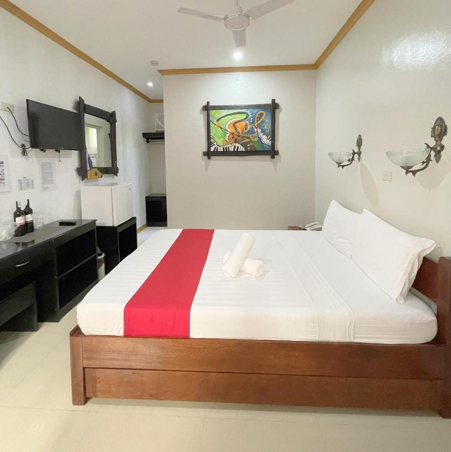 Reddoorz At New Casamila Hotel Palawan Puerto Princesa Exteriér fotografie